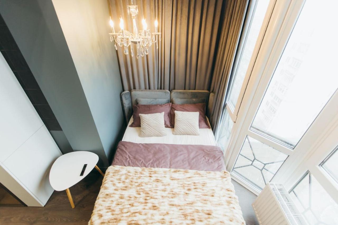 Atlant Luxury Apartments On Golovna Навпроти Тц Депот, Безконтактне Заселення Chernivtsi Exterior photo